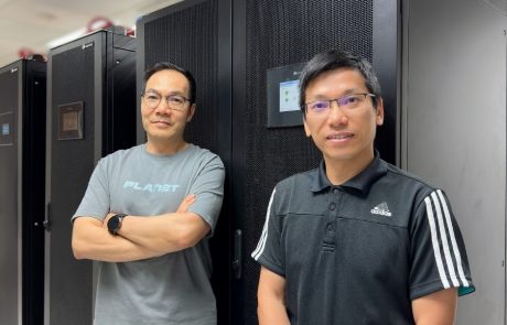 Mr. Winson Cheang and Mr. Jack Chan from IUS adopt the new UPS system in ICTO’s data center.
